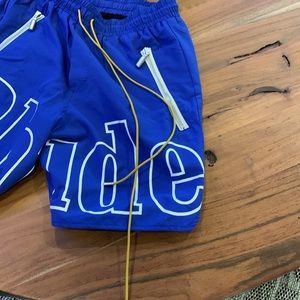 🏝️ Used Authentic Like New Men’s Rhude shorts! Men’s small